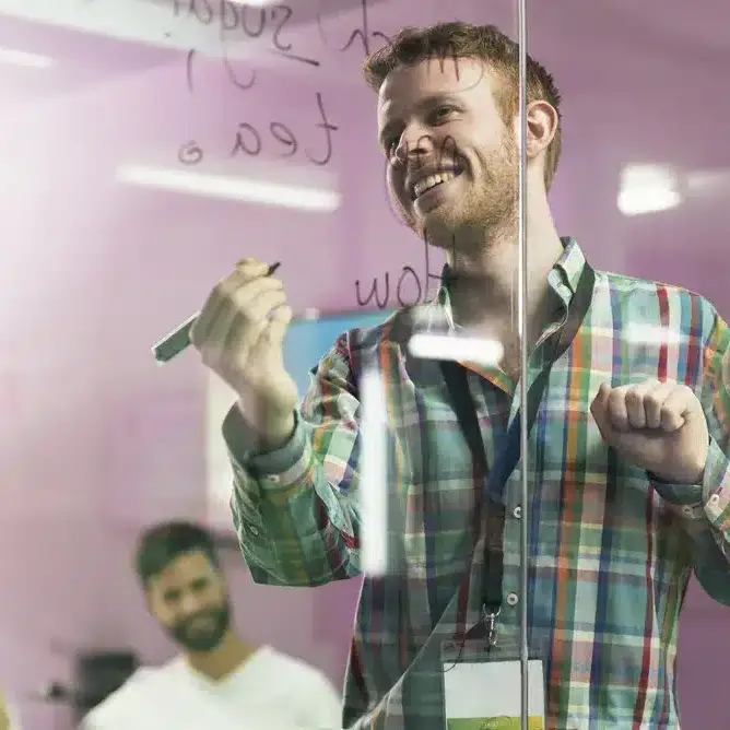 Whiteboard vs Glassboard